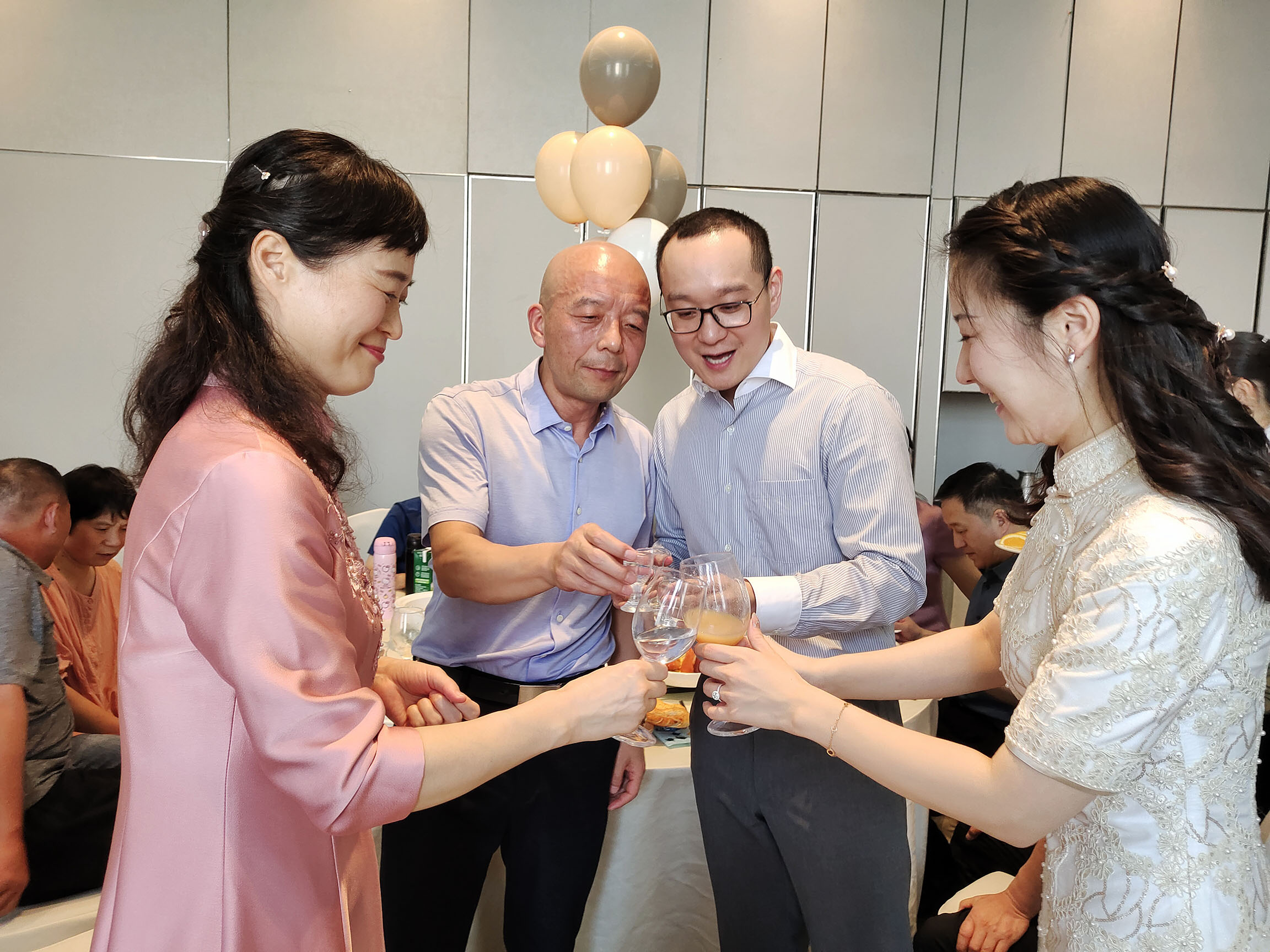 沛沛和琛琪的订婚宴